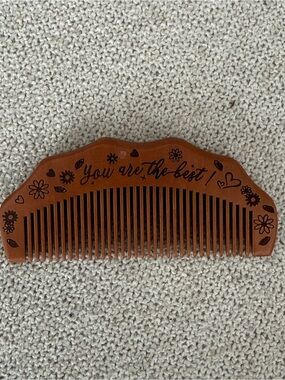Birth Comb Engraved Wooden Hair Comb - 'You are the best'